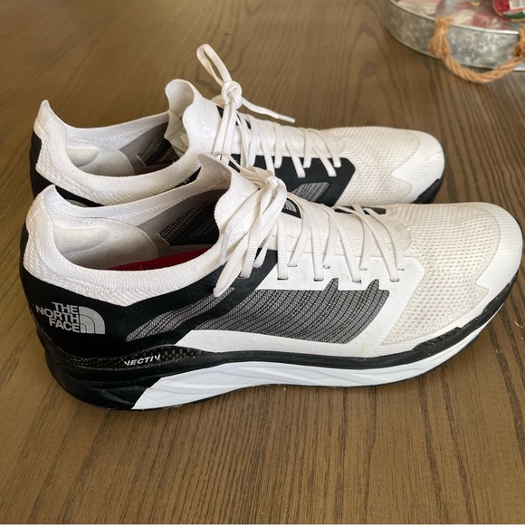 THE NORTH FACE Flight VECTIV Men’s Sneakers White Black - Picture 6 of 11